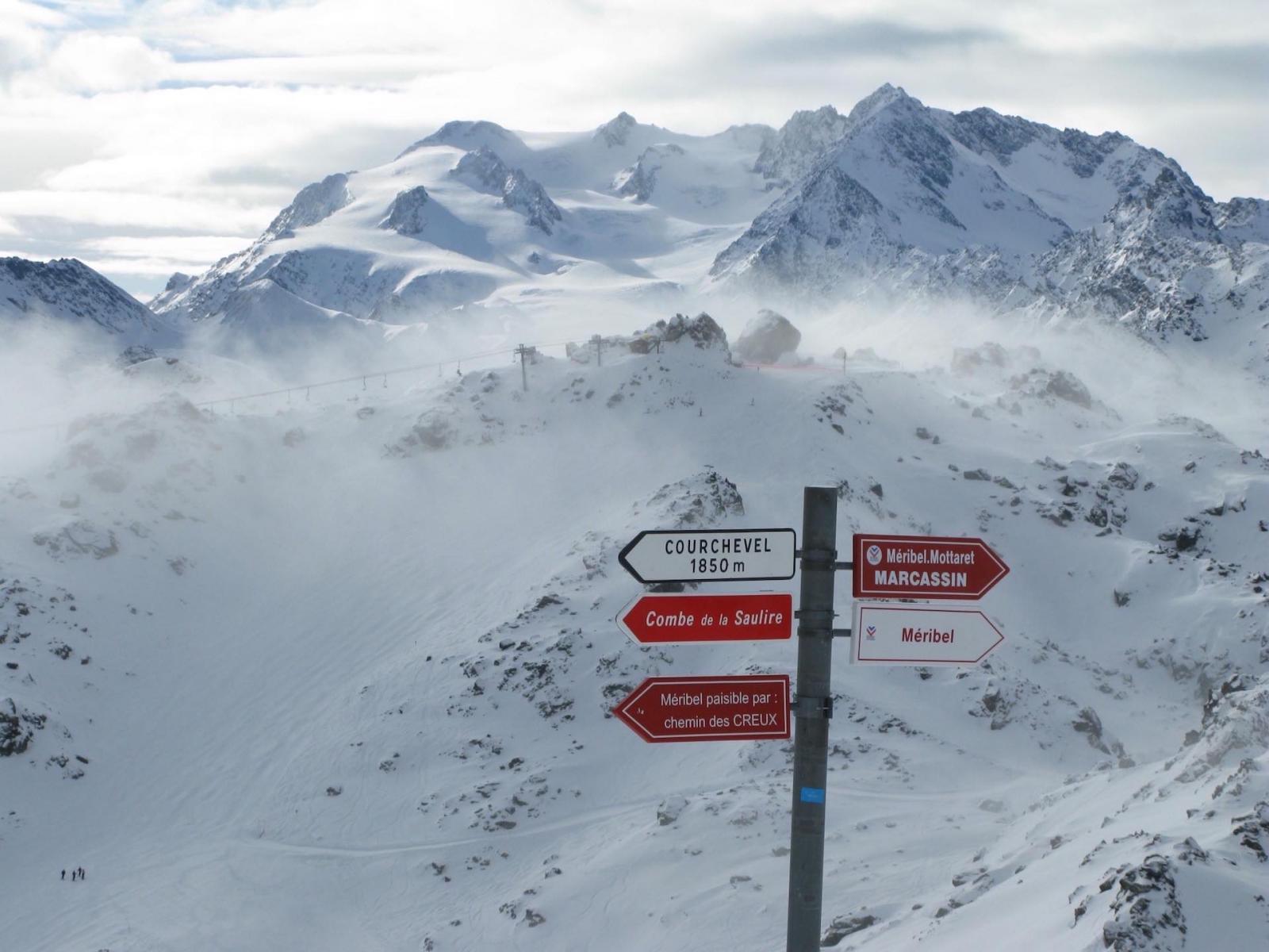 Manger au bord des pistes à Méribel